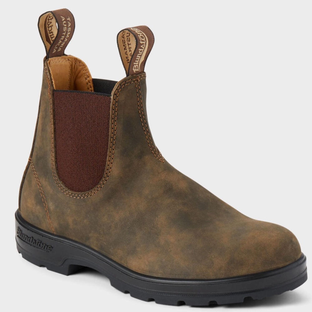 Women's Blundstone 550 Chelsea Boots in Rustic Brown